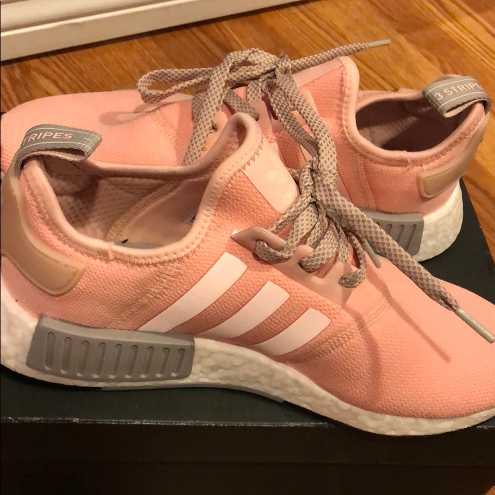 Adidas NMD_R1 W